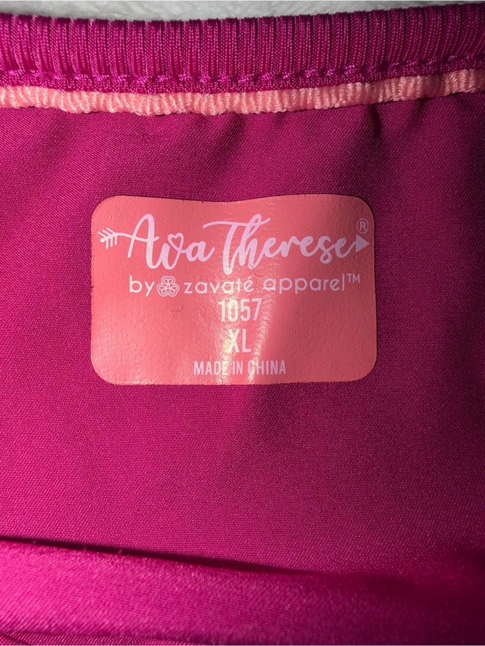 Scrub top bundle - Picture 2 of 6